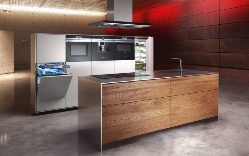 Siemens utilities, showcasing a dishwasher and fridge