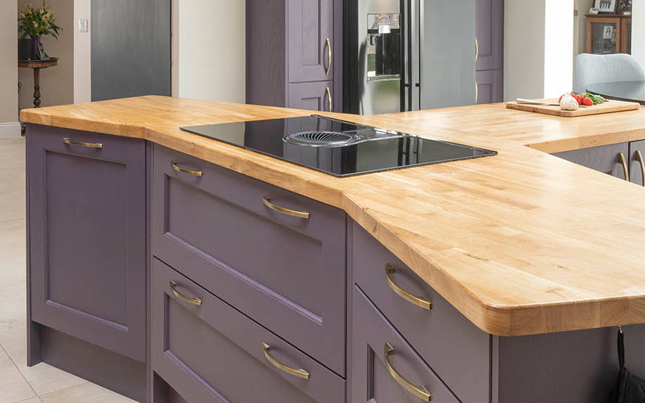 Island counter top and hob in a new kitchen in Felixstowe